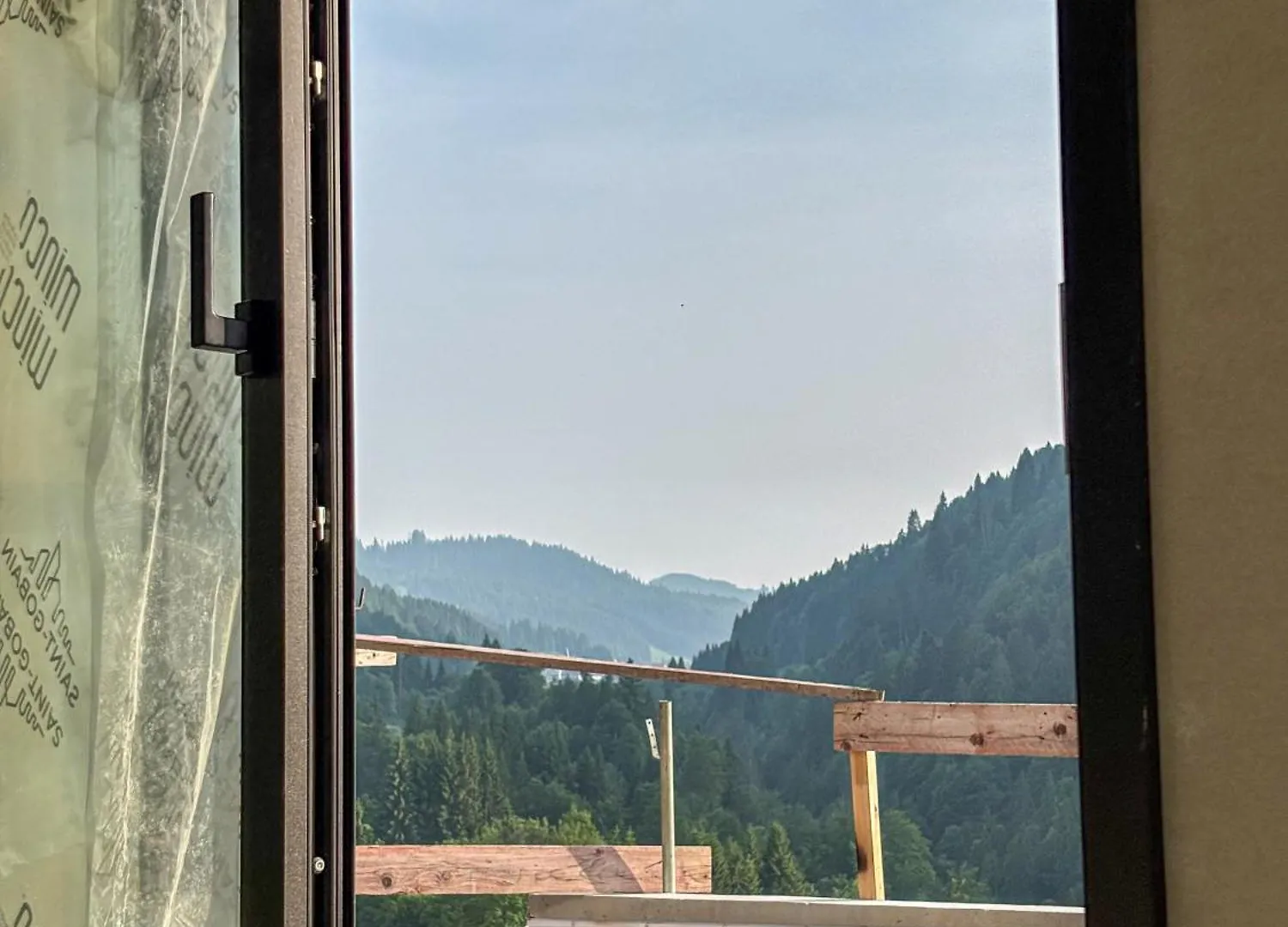 Nouveau 14 Personnes - Apy Chalet Un Grand Chalet Familial Avec Jacuzzi, Terrasse, 6 Chambres, Wifi, Balcon Les Gets Francia